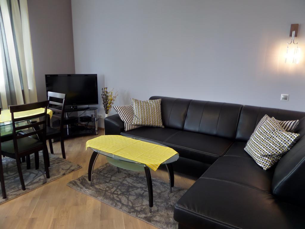 Apartamenty Silver Premium Warszawa Exteriör bild