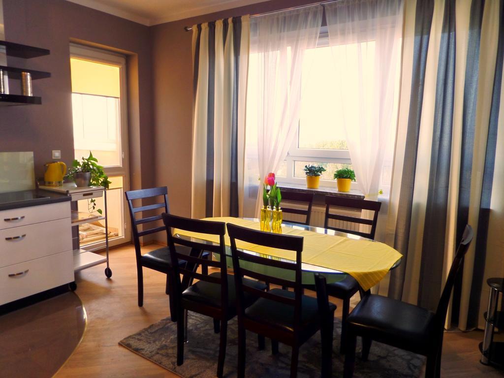 Apartamenty Silver Premium Warszawa Rum bild