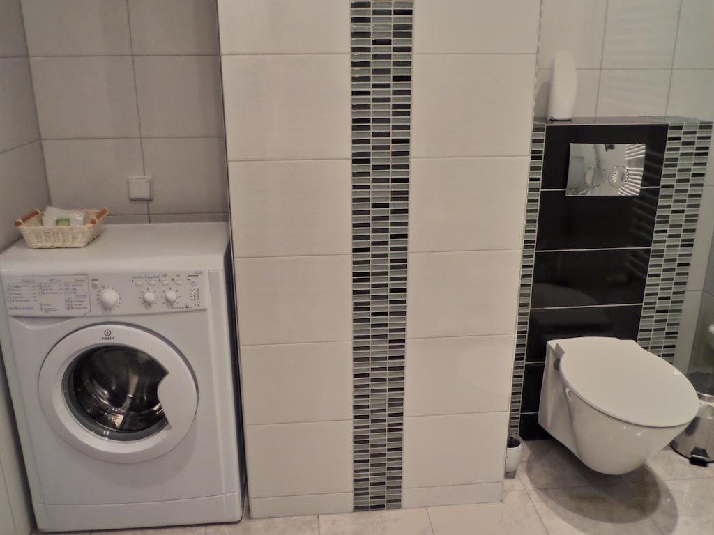Apartamenty Silver Premium Warszawa Rum bild