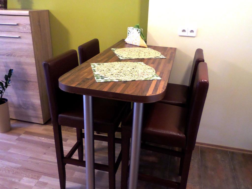 Apartamenty Silver Premium Warszawa Rum bild